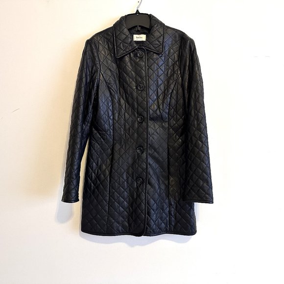 Neiman Marcus Jackets & Blazers - Neiman Marcus Exclusive Soft Quilted Genuine Leather Button Jacket